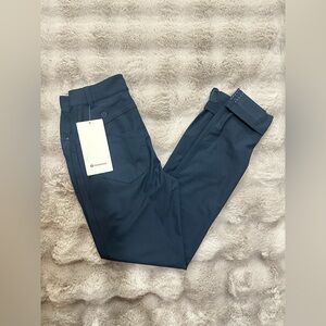 NWT lululemon City Sleek 5 Pkt HR Pant 30" $128 Size 2 True Navy